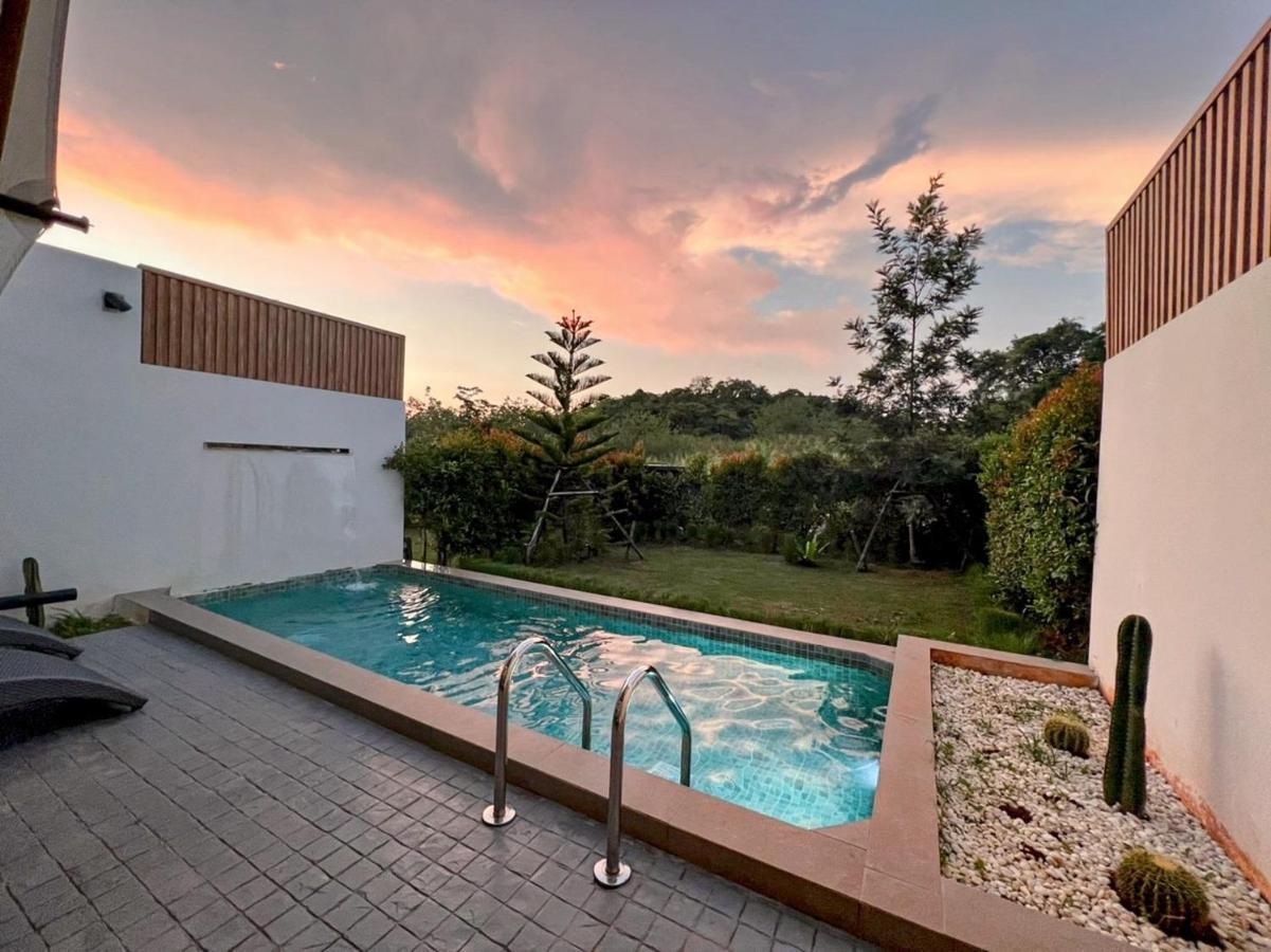 The X10 Private Pool Villa Khaoyai Sha Certified เขาใหญ่ Ban Tha Chang Zewnętrze zdjęcie